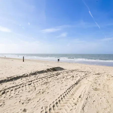 Flat With Sea View And Parking *