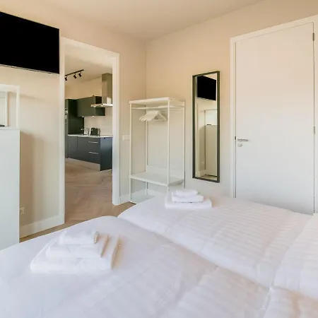 Flat With Sea View And Parking Apartment