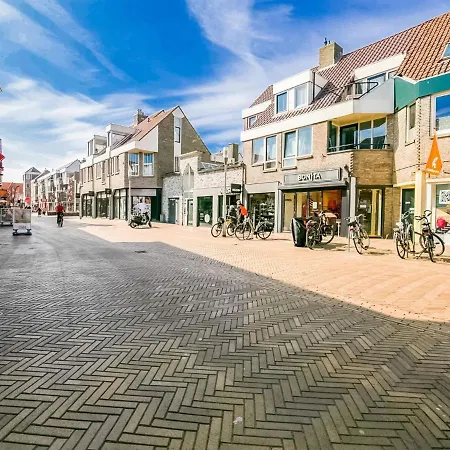 Flat With Sea View And Parking Apartment
