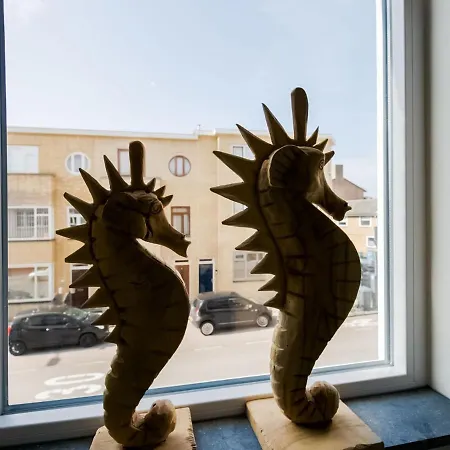 Flat With Sea View And Parking *